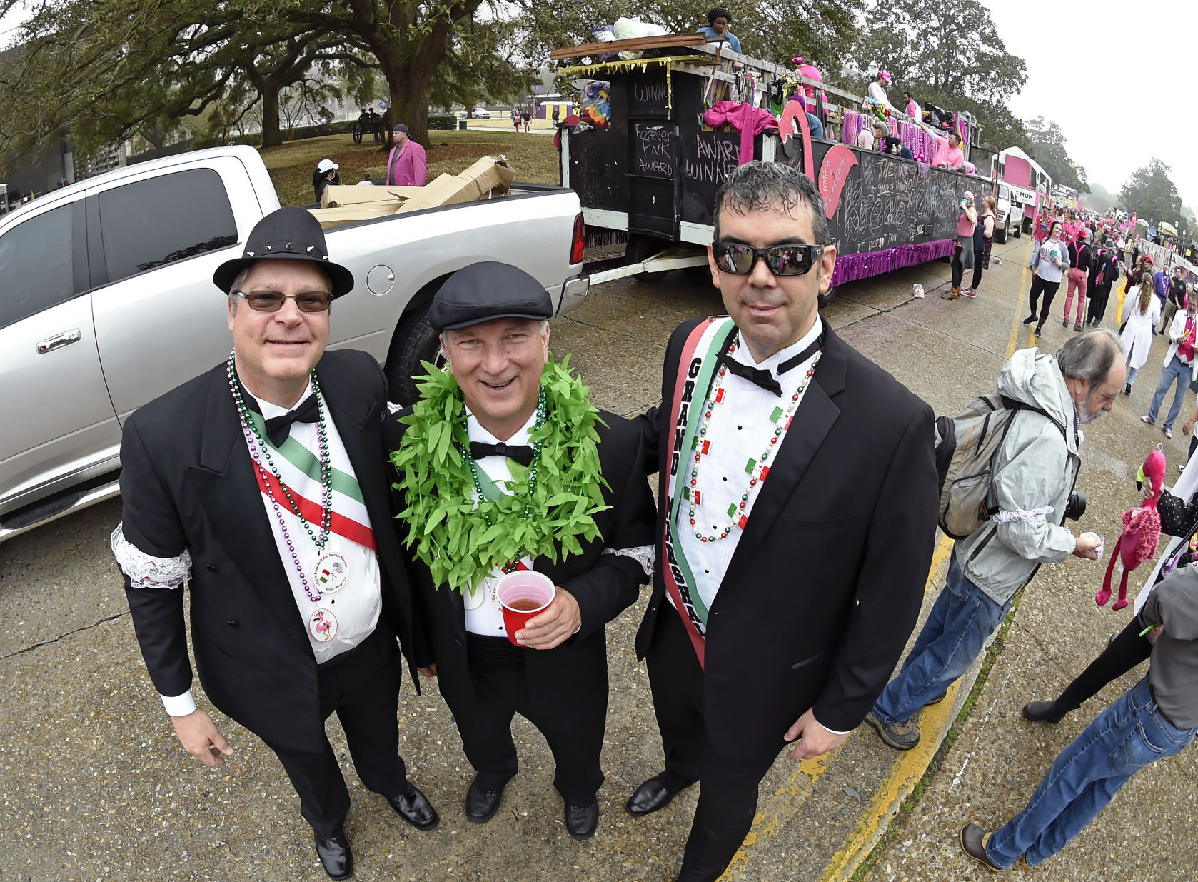 BR.spanishtownparade0777.021118 bf